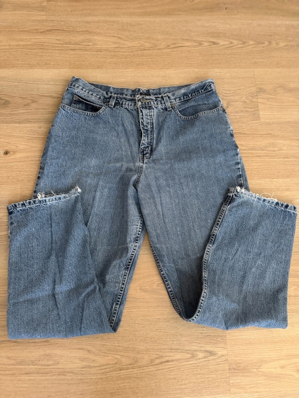 New York & Company Medium Blue Relaxed Fit Jeans Size 14